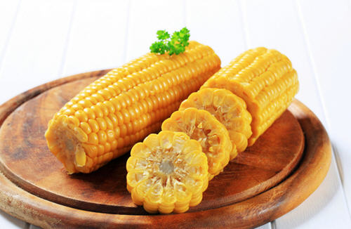煮熟的玉米怎么保存?煮熟的玉米能保存多长时间_聚餐网