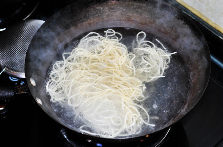 没有排名的美味--成都素椒炸酱面 - 活石生活 - 活石生活频道