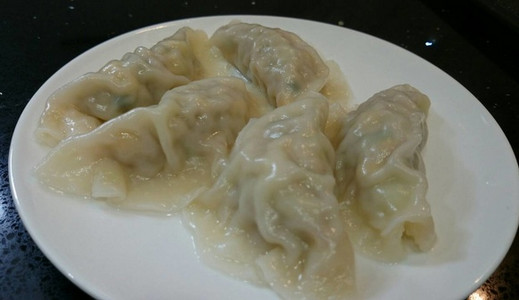 玉米高丽菜水饺的做法