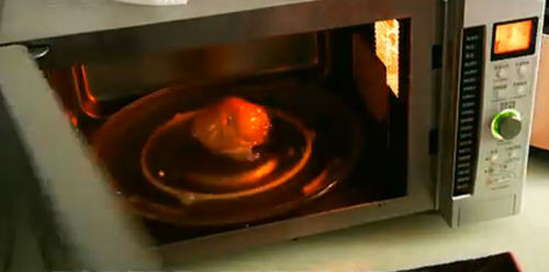 土豆泥在微波炉里做要多久?