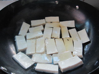 锅贴豆腐的做法步骤4