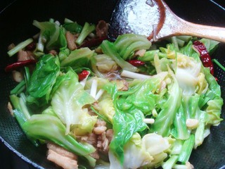 【湘菜】--干锅手撕包菜的做法步骤：19