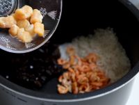 干贝海鲜粥的做法步骤2