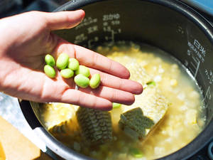 奶油玉米毛豆手捏饭团5