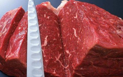 假牛肉到底是什么肉做的？猪肉和鸭肉添加色素制作而成2
