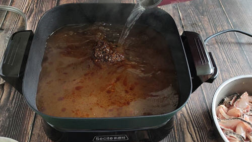 超辣水煮鱼片的家常做法7