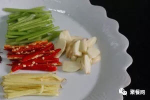 红烧鳊鱼最简单做法7