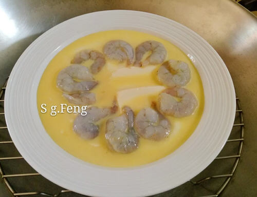 家庭虾仁豆腐蒸鸡蛋2