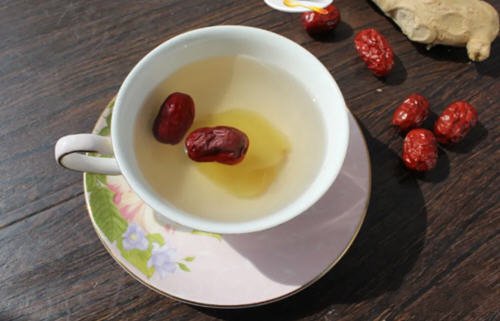 姜枣茶的简单做法1