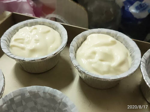 香草牛奶杯子蛋糕(低油低糖版)10
