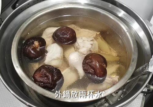 台湾剥皮辣椒鸡汤4